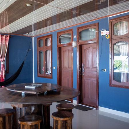 Yuni Surf House Apartment Lagudri Ngoại thất bức ảnh