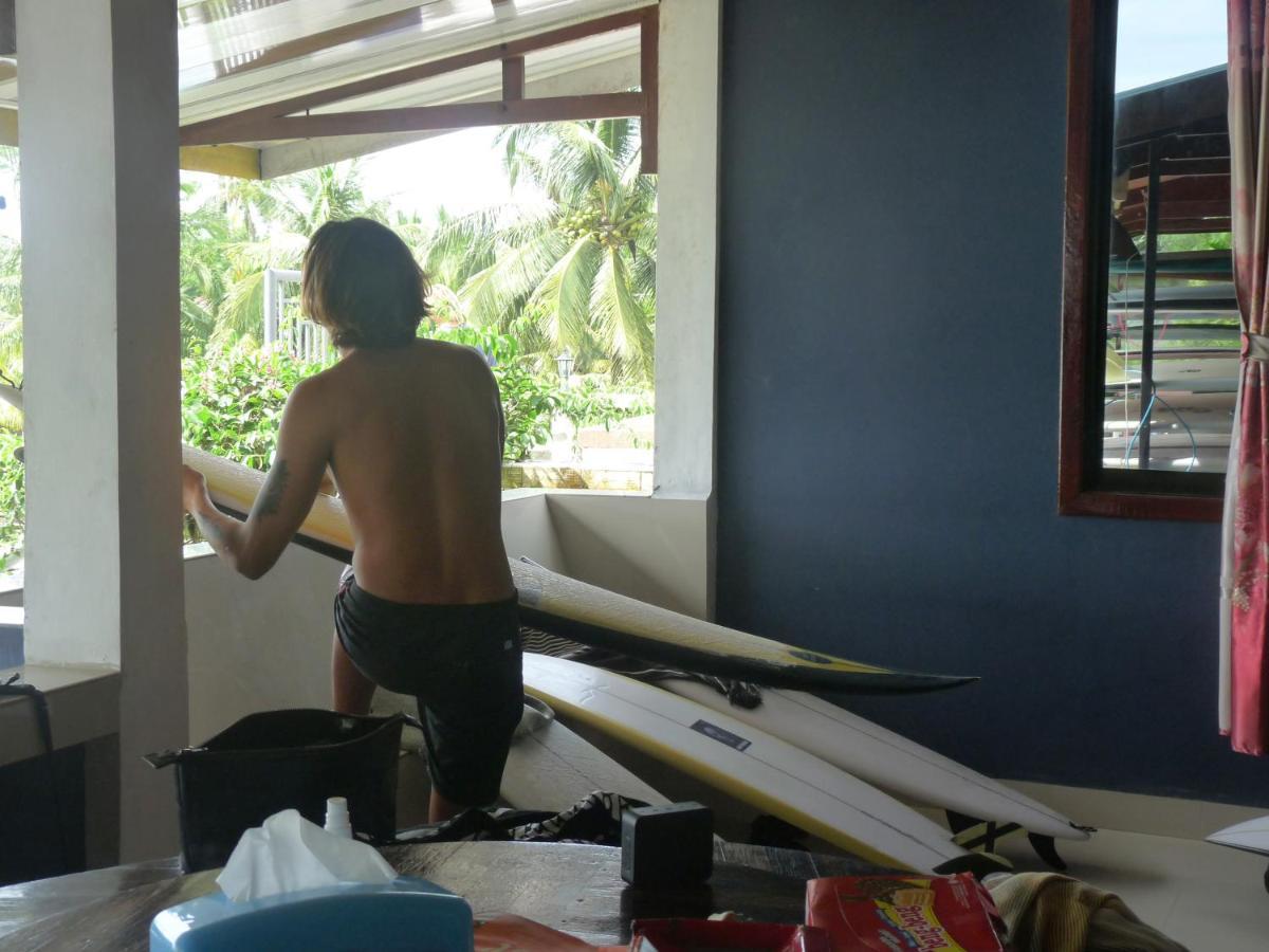 Yuni Surf House Apartment Lagudri Ngoại thất bức ảnh
